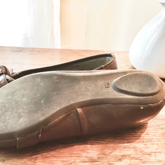 Brown ballet flats - Picture 6 of 7